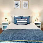 Stylish Studio Gaslamp District Easy Check-In & Fast Wifi Located Near Downtown!
