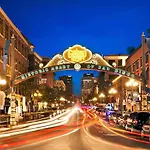 Stylish Studio Gaslamp District Easy Check-In & Fast Wifi Located Near Downtown!